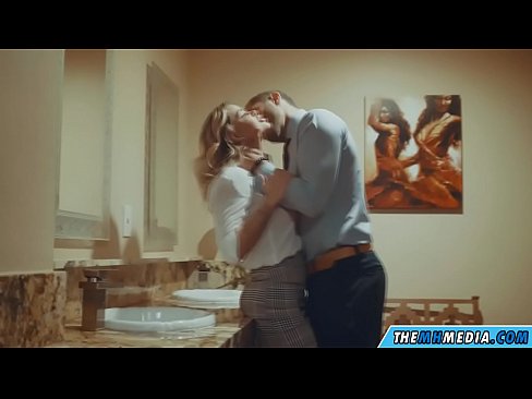❤️ Kad te prsata plavuša zavede u javnom zahodu ❌ Analni porno u pornografiji hr.bassaniluigi.ru ❌❤